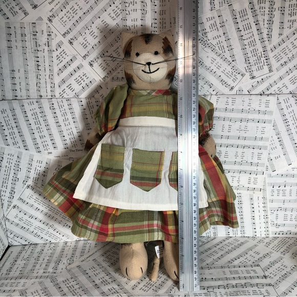 Mrs Fluffy 100% Cotton Cat Anthropomorphic Child’s Plush Cuddly Security Toy - Picture 6 of 9